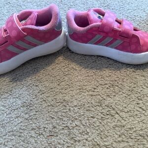 adidas Pink Polka Dot Kids' Sneakers with Silver Stripes